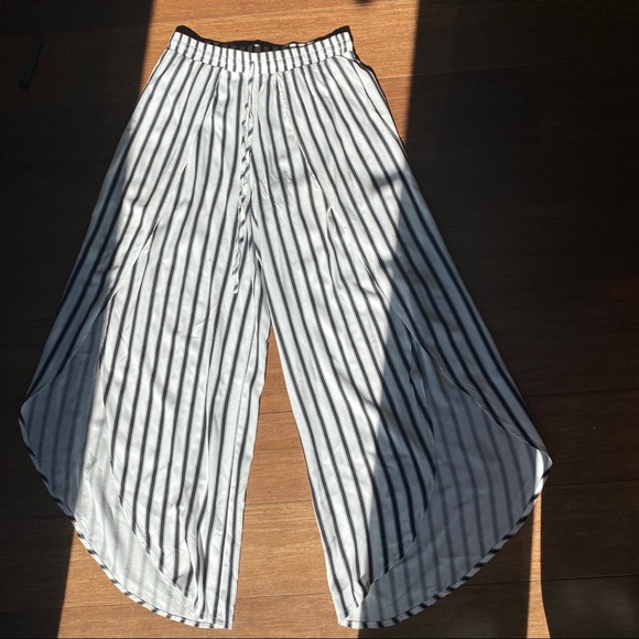 Mahina Slitted Striped Pants - Picture 1 of 7